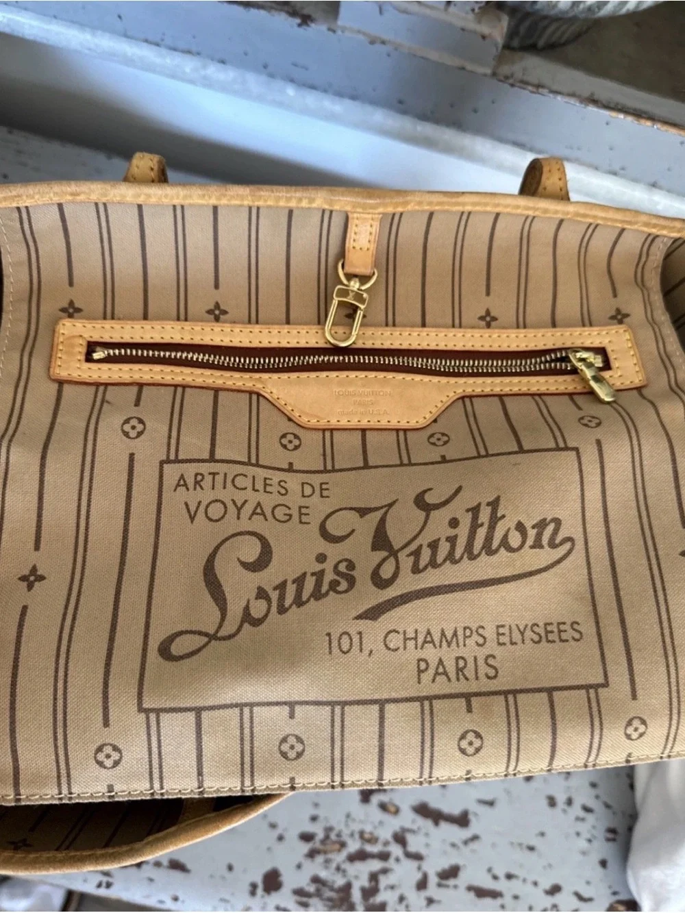 Louis Vuitton Monogram Canvas Neverfull MM Tote Bag
